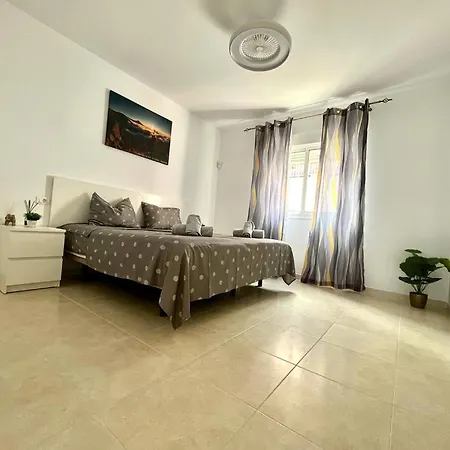 Great View Over The Ocean In Blanca With Wifi And Pool Appartamento